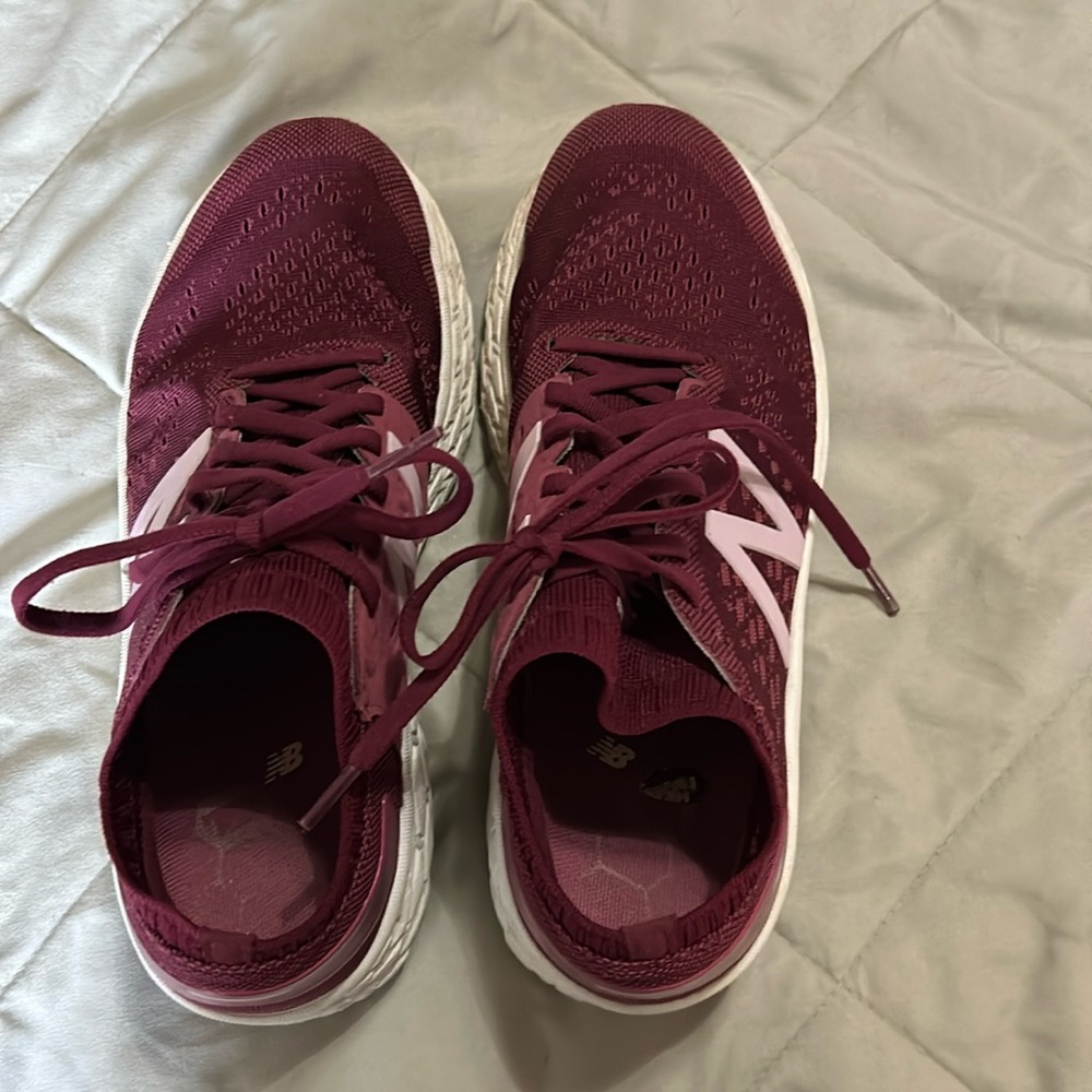 Women’s New Balance Tennis Shoes size 8 purple